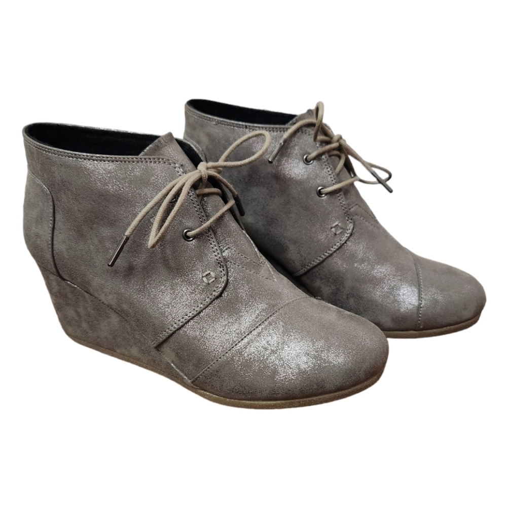 Toms Women's Desert Wedge Gray Metallic Bootie / Ankle Boot, size 11 NEW - Picture 2 of 12